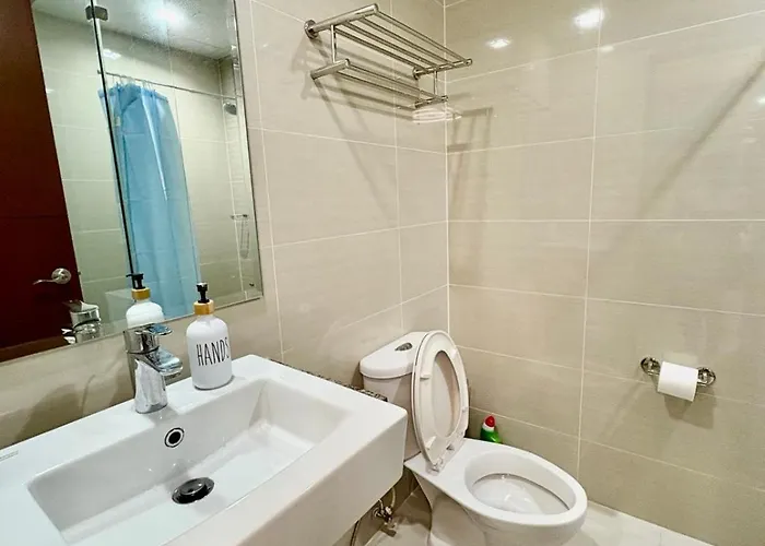 Uptown 1br At One Uptown Bgc Apartment