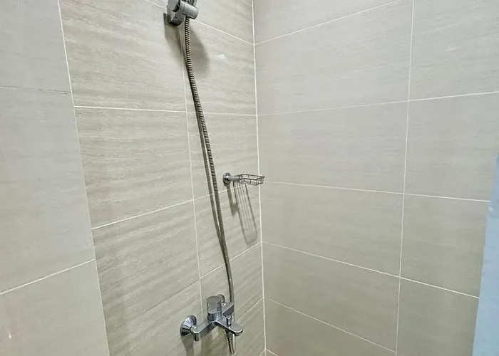 Uptown 1br At One Uptown Bgc Apartment Manila